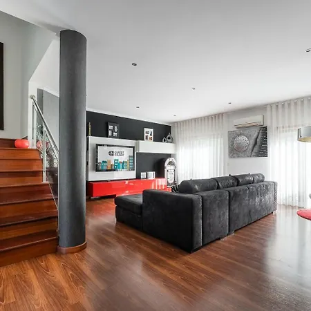 Guestready - A Fantastic Retreat In Valongo Gæstehus